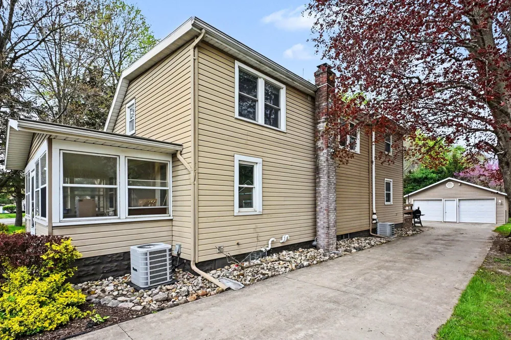 1917 E Main Street Niles Township, MI 49120