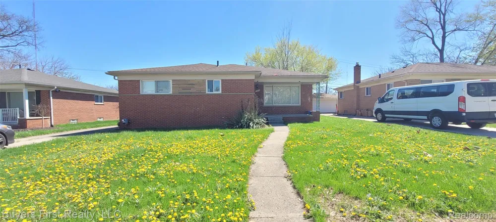15705 Hilton Street Southfield City, MI 48075