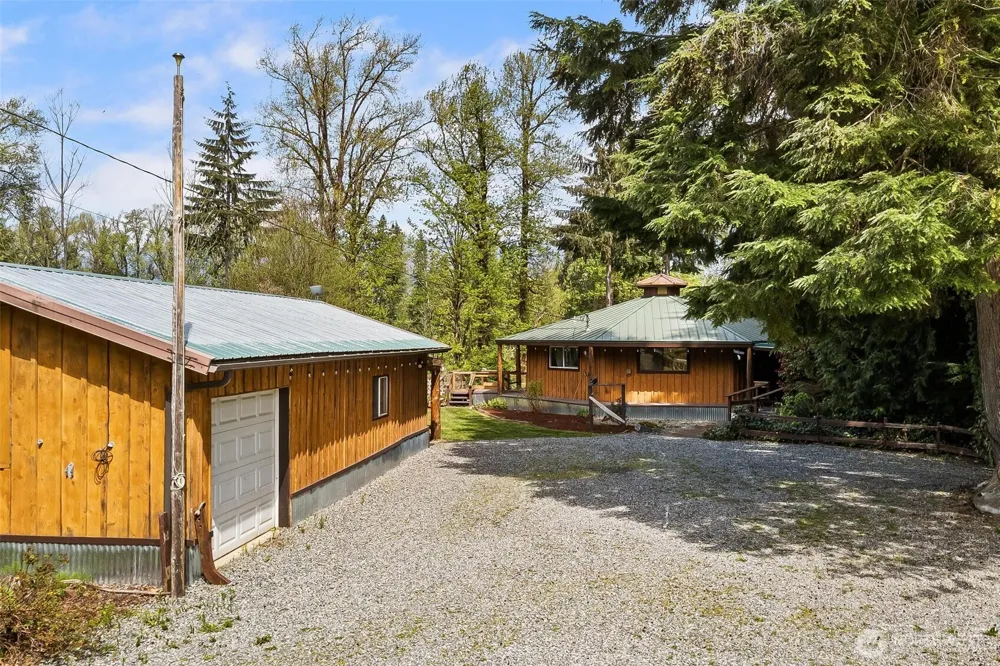 8944 W Pressentin Drive Concrete, WA 98237