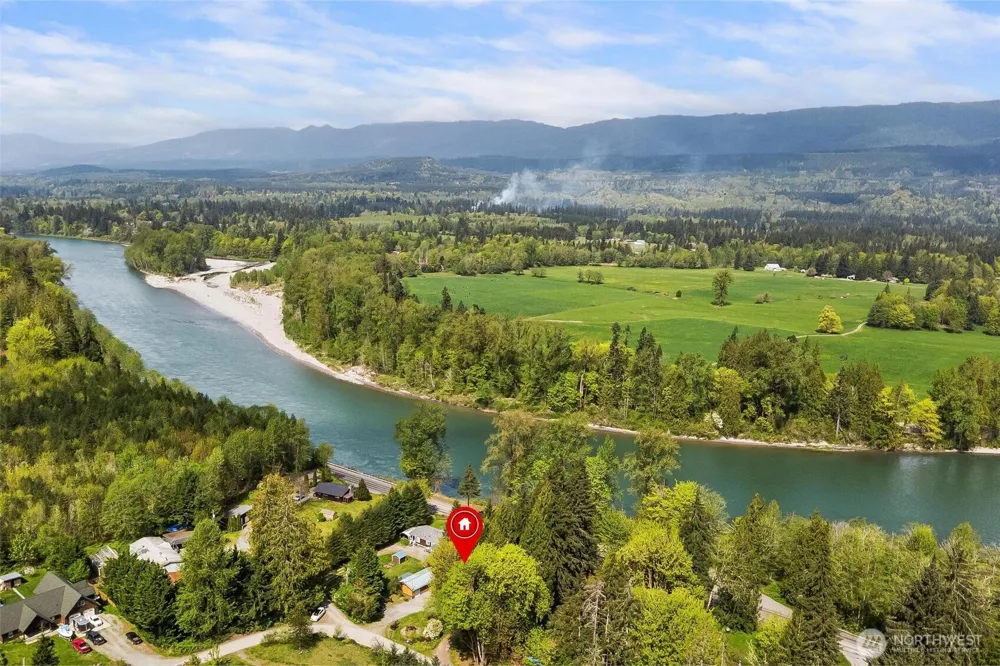 8944 W Pressentin Drive Concrete, WA 98237