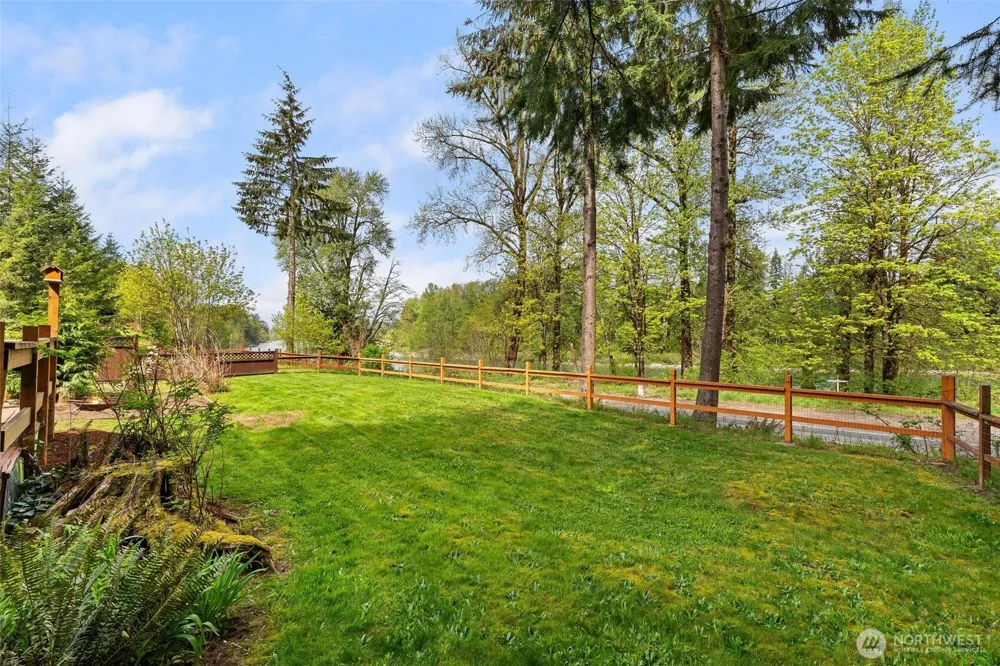 8944 W Pressentin Drive Concrete, WA 98237