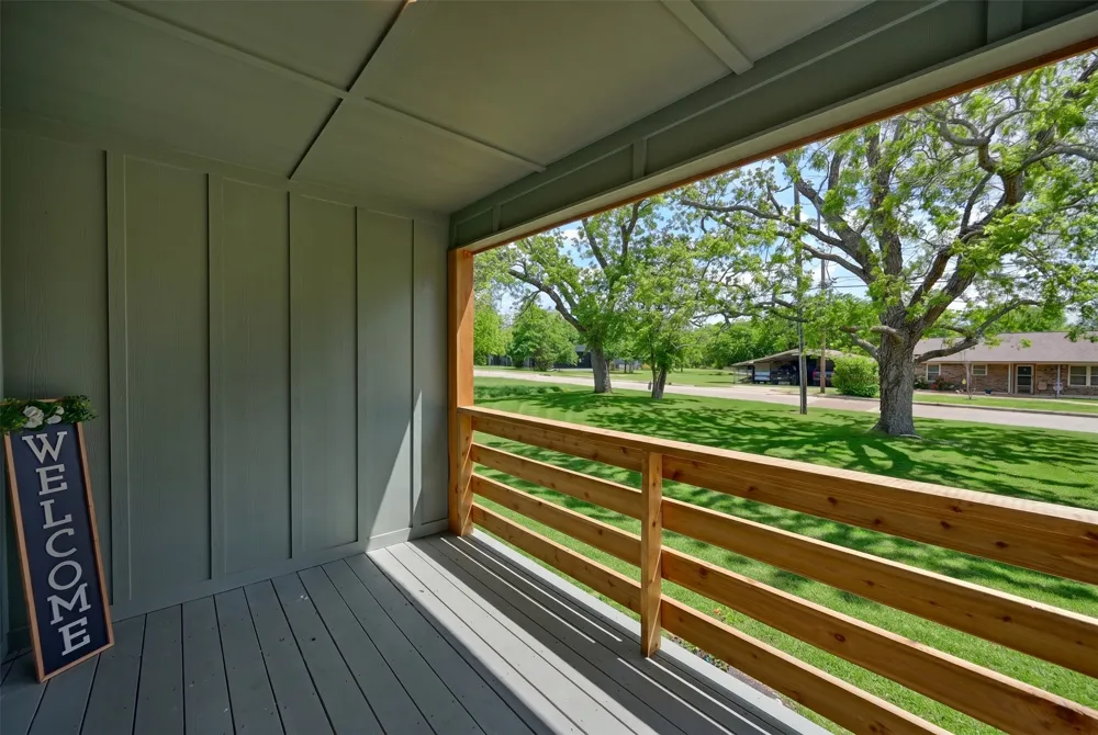 700 Rice Street Rockdale, TX 76567