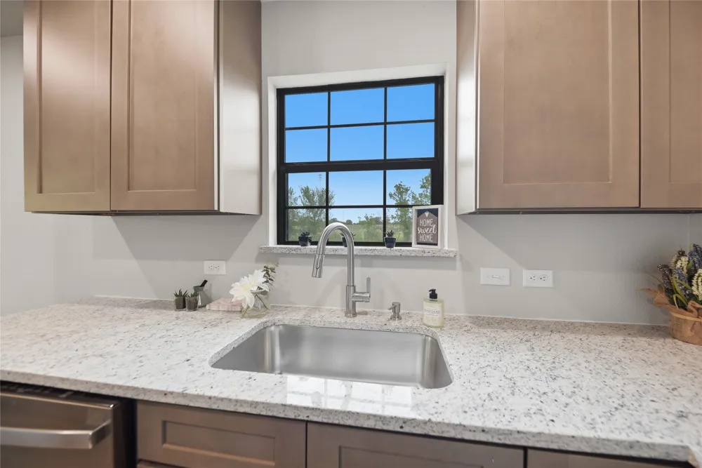 700 Rice Street Rockdale, TX 76567
