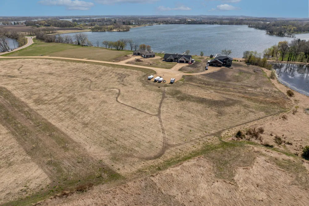 1xxx Lakeview Court Cleveland, MN 56017
