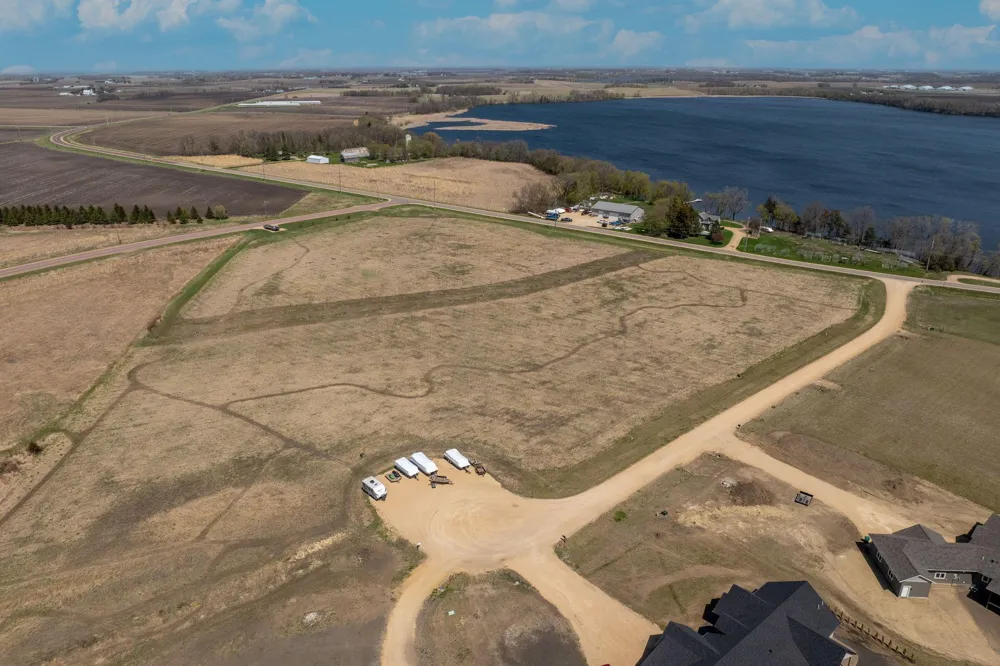 1xxx Lakeview Court Cleveland, MN 56017