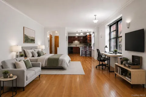 290 Sixth Avenue #4E