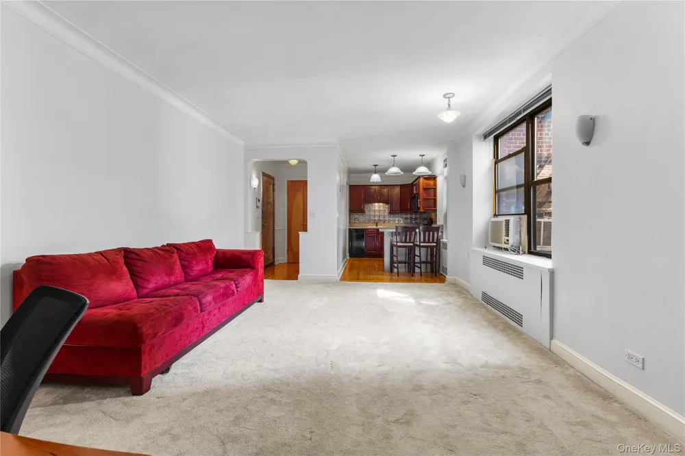290 Sixth Avenue #4E New York (Manhattan), NY 10014