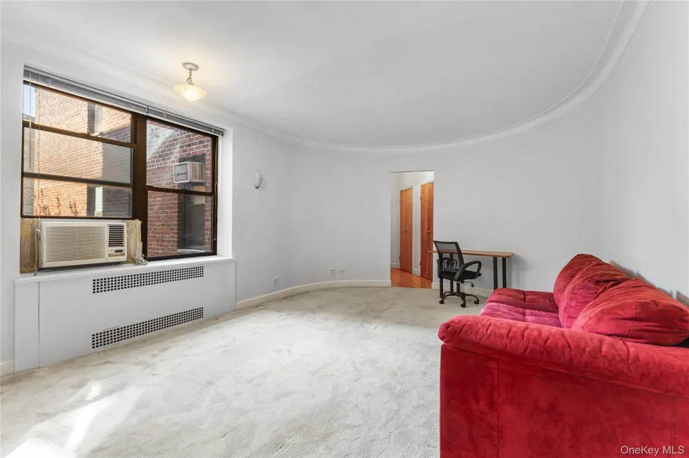 290 Sixth Avenue #4E New York (Manhattan), NY 10014