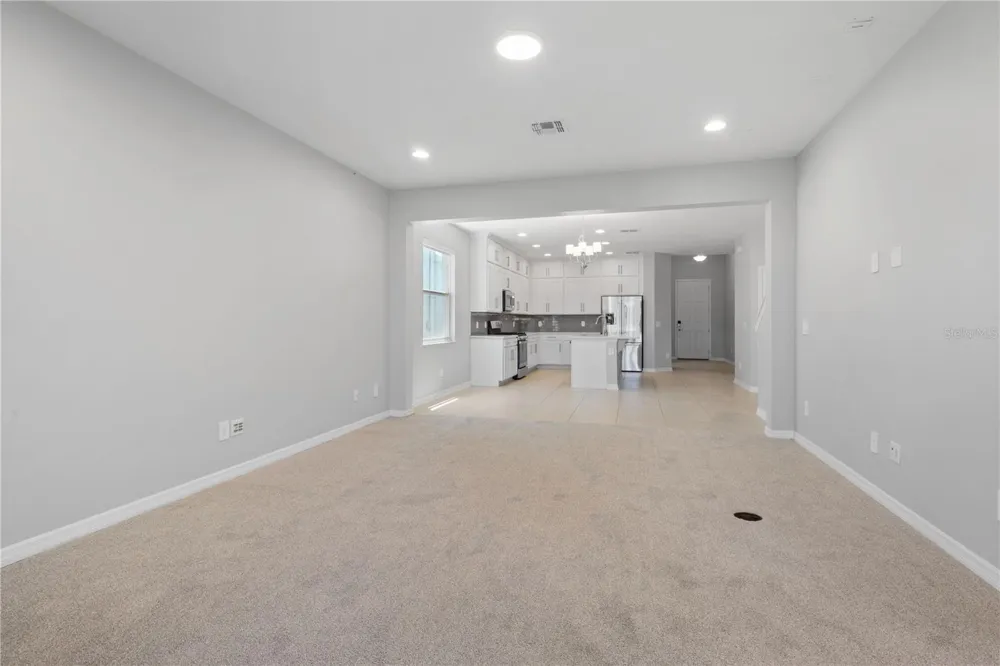 2017 BOSS HEWETT STREET Oakland, FL 34787