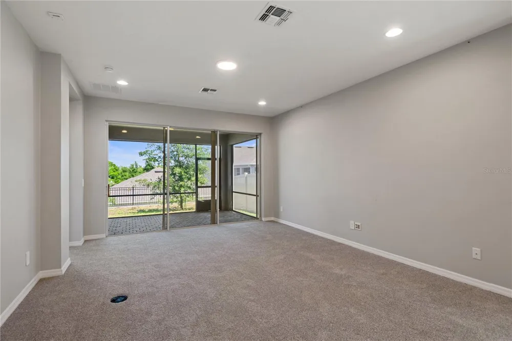 2017 BOSS HEWETT STREET Oakland, FL 34787