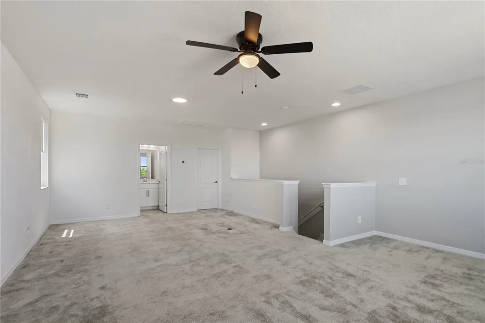 2017 BOSS HEWETT STREET Oakland, FL 34787