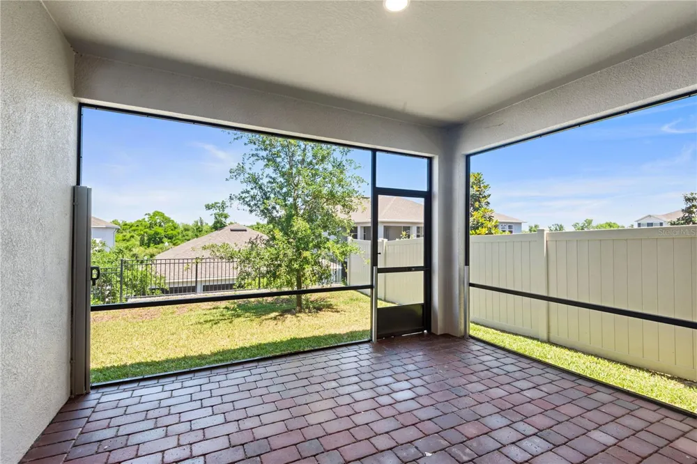 2017 BOSS HEWETT STREET Oakland, FL 34787