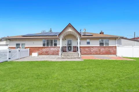 3 Dubois Avenue
