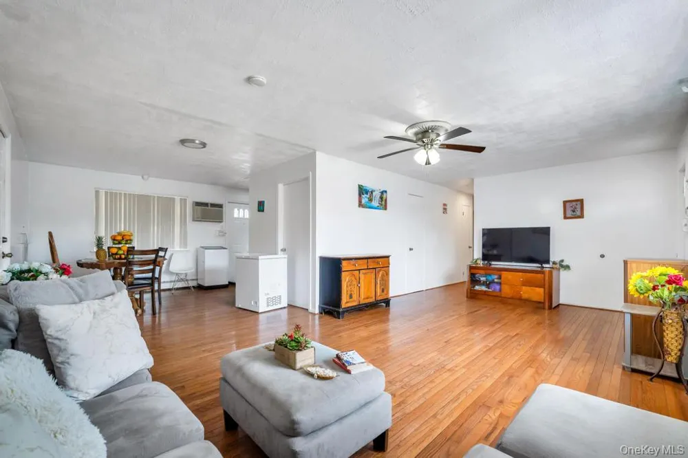 3 Dubois Avenue Amityville, NY 11701