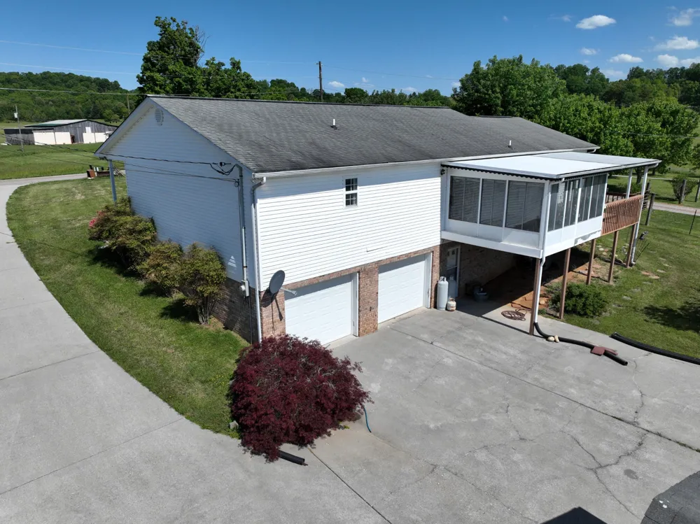 1691 Mullins Rd Russellville, TN 37860
