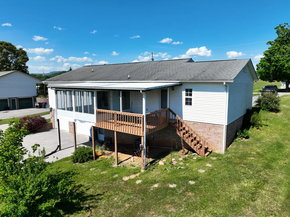 1691 Mullins Rd Russellville, TN 37860