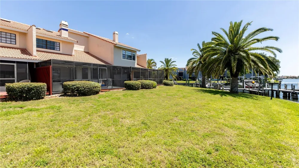 10438 SAINT TROPEZ PLACE Tampa, FL 33615