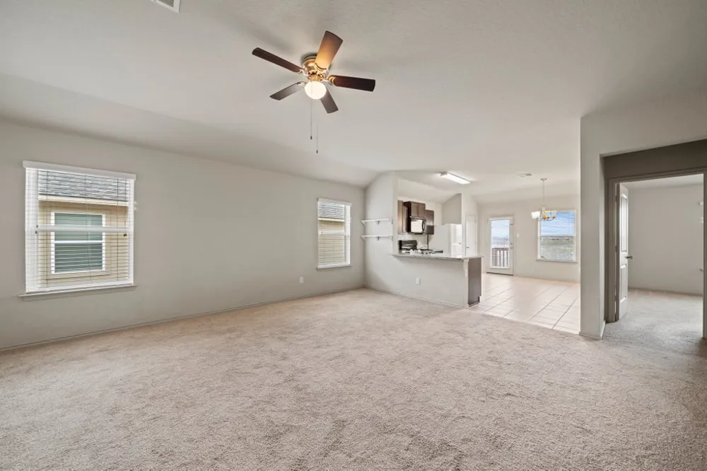 172 Lake Glen San Marcos, TX 78666