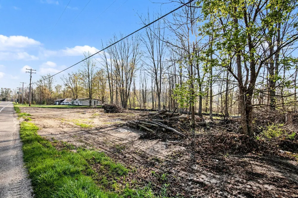 2523 S Patterson Road Wayland, MI 49348