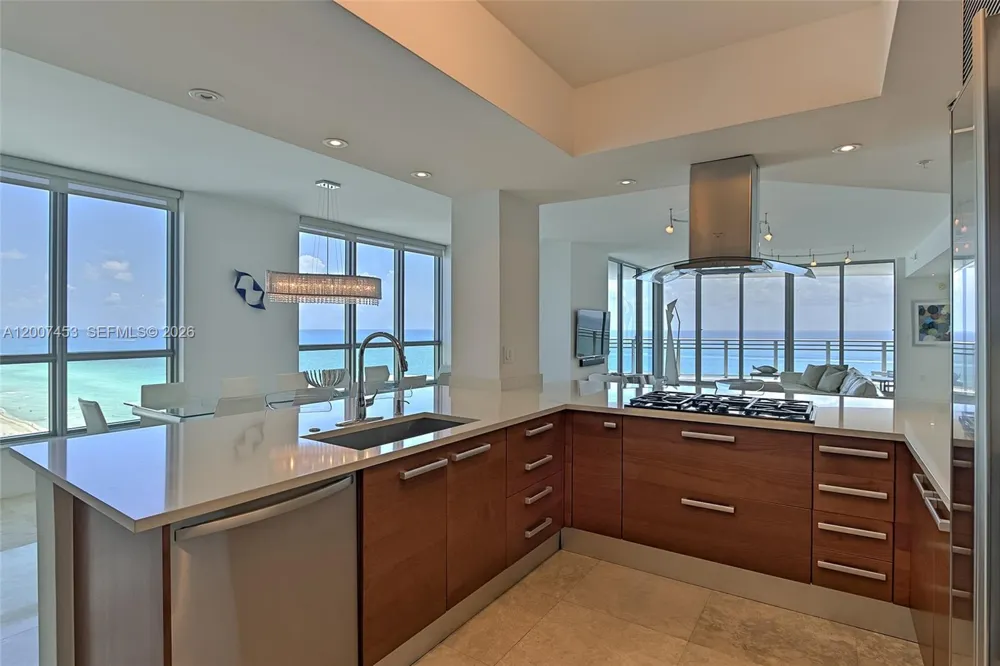 3535 S OCEAN DR #2002 Hollywood, FL 33019
