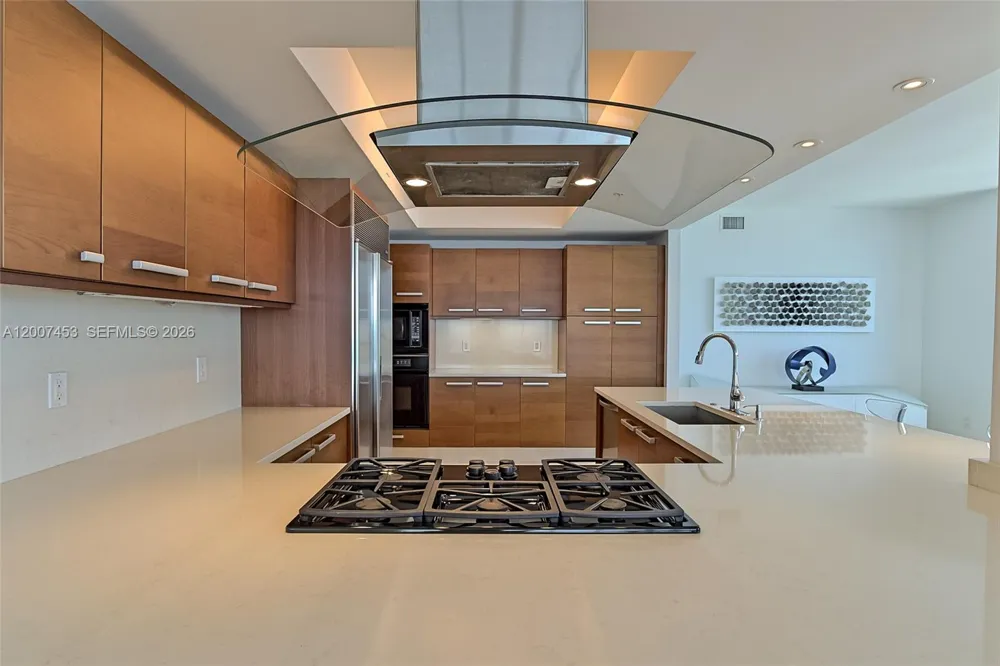 3535 S OCEAN DR #2002 Hollywood, FL 33019