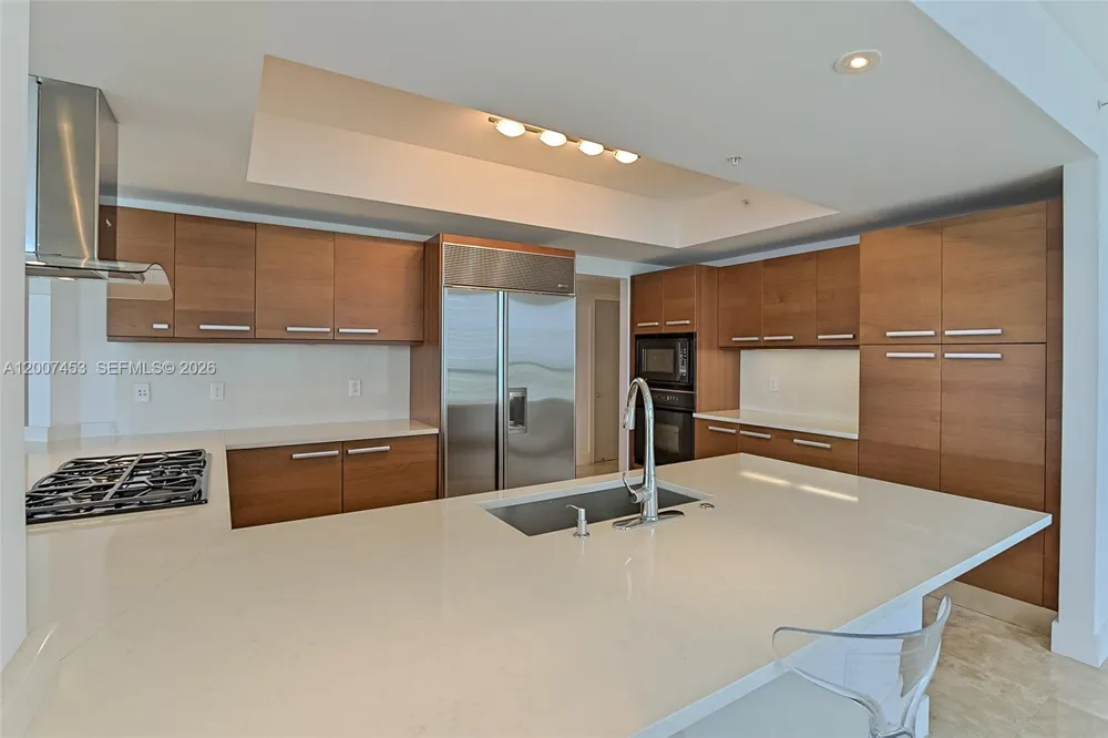 3535 S OCEAN DR #2002 Hollywood, FL 33019