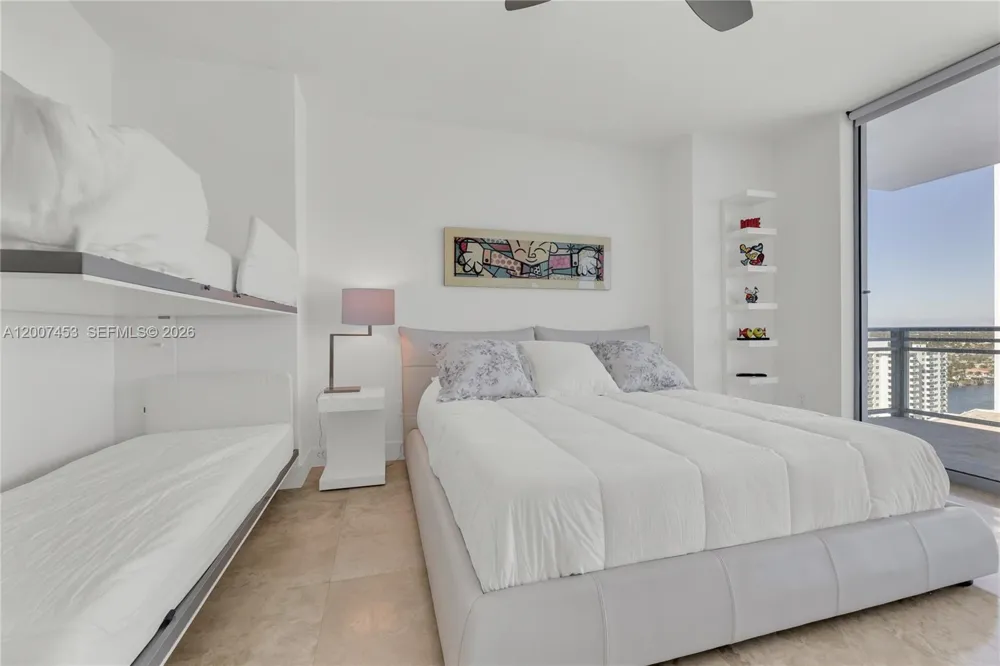3535 S OCEAN DR #2002 Hollywood, FL 33019