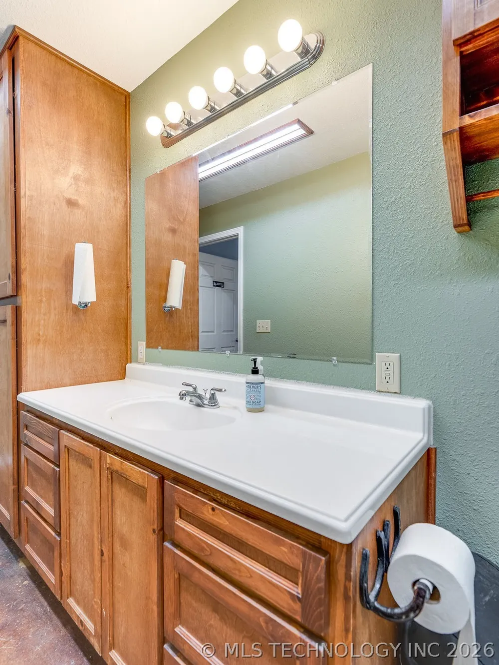 15330 County Road 3480 Ada, OK 74820