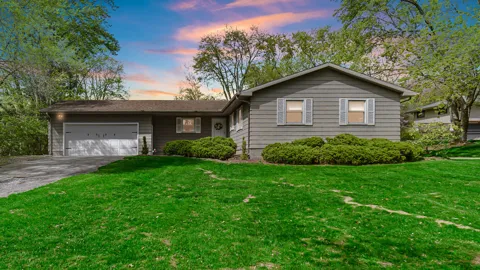 5505 W Schultz Road