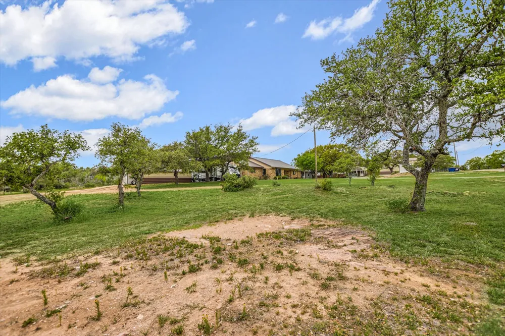 800 Texas Avenue Kingsland, TX 78639
