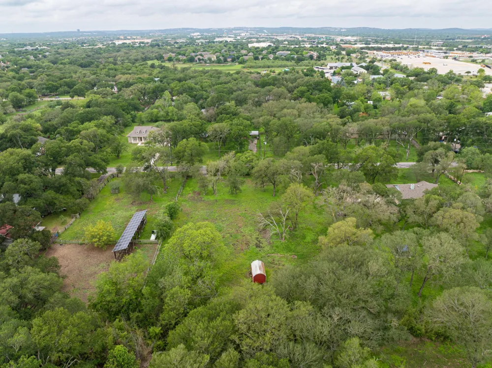7 Pillow Road Sunset Valley, TX 78745
