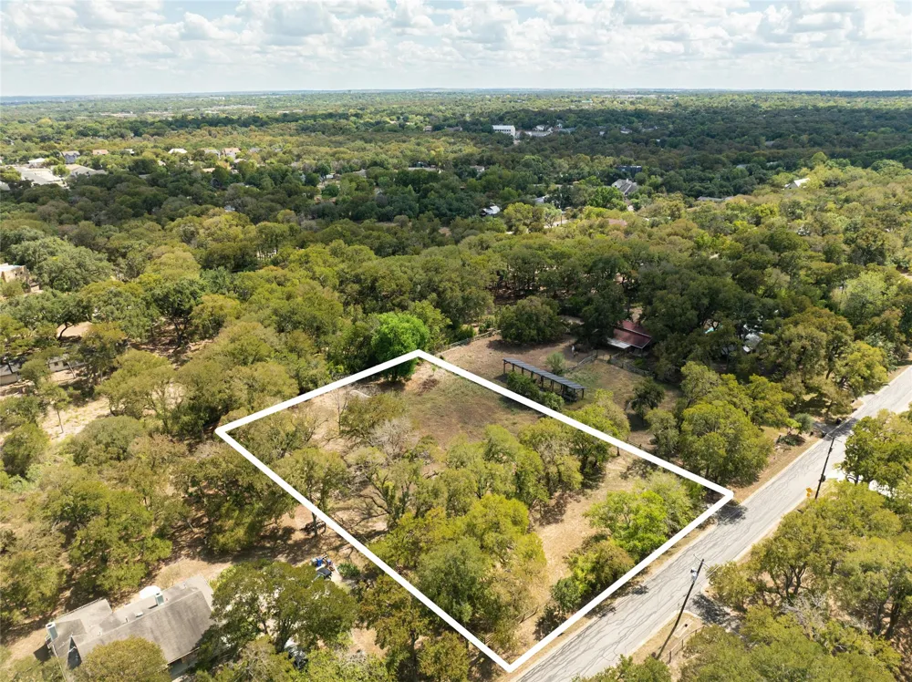 7 Pillow Road Sunset Valley, TX 78745