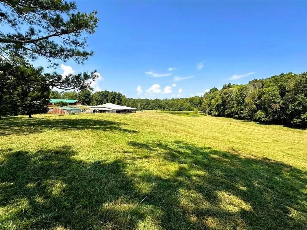 3746 Maple Grove Church Road Resaca, GA 30735