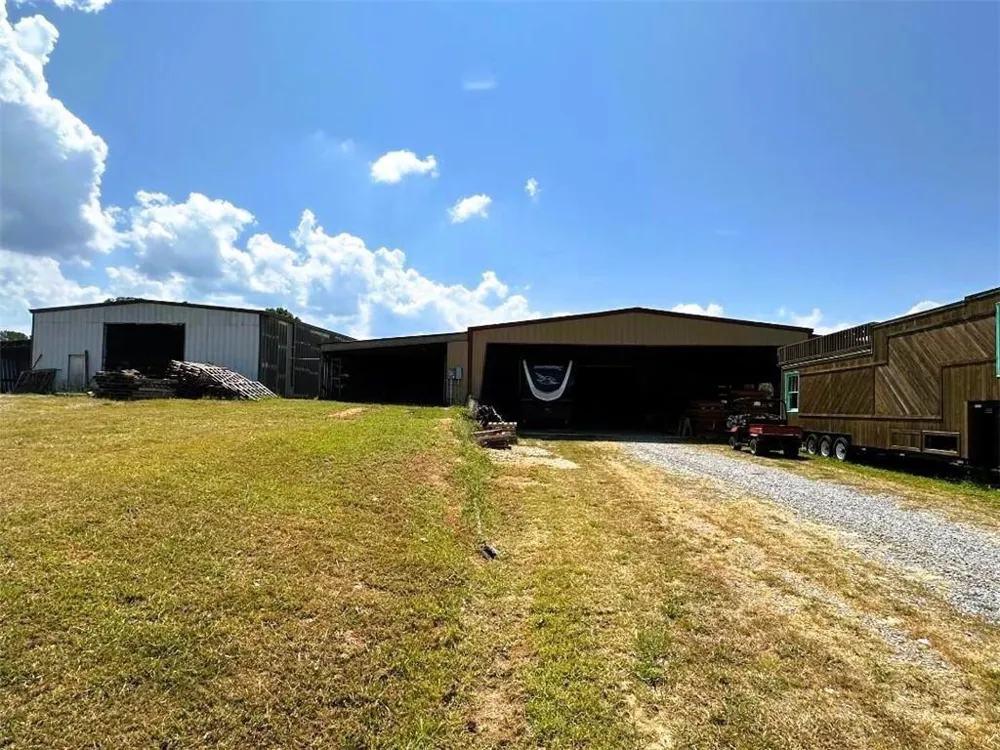 3746 Maple Grove Church Road Resaca, GA 30735