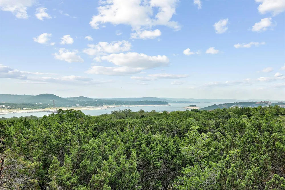 17720 Maritime Point Drive #101 Jonestown, TX 78645