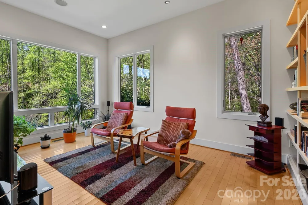 404 Amanda Drive Mars Hill, NC 28754