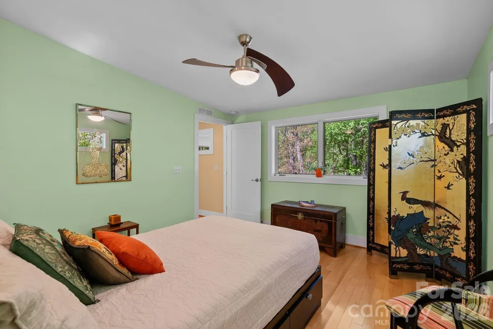 404 Amanda Drive Mars Hill, NC 28754