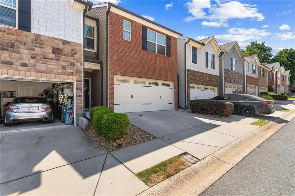 222 Bobbie Way Woodstock, GA 30189