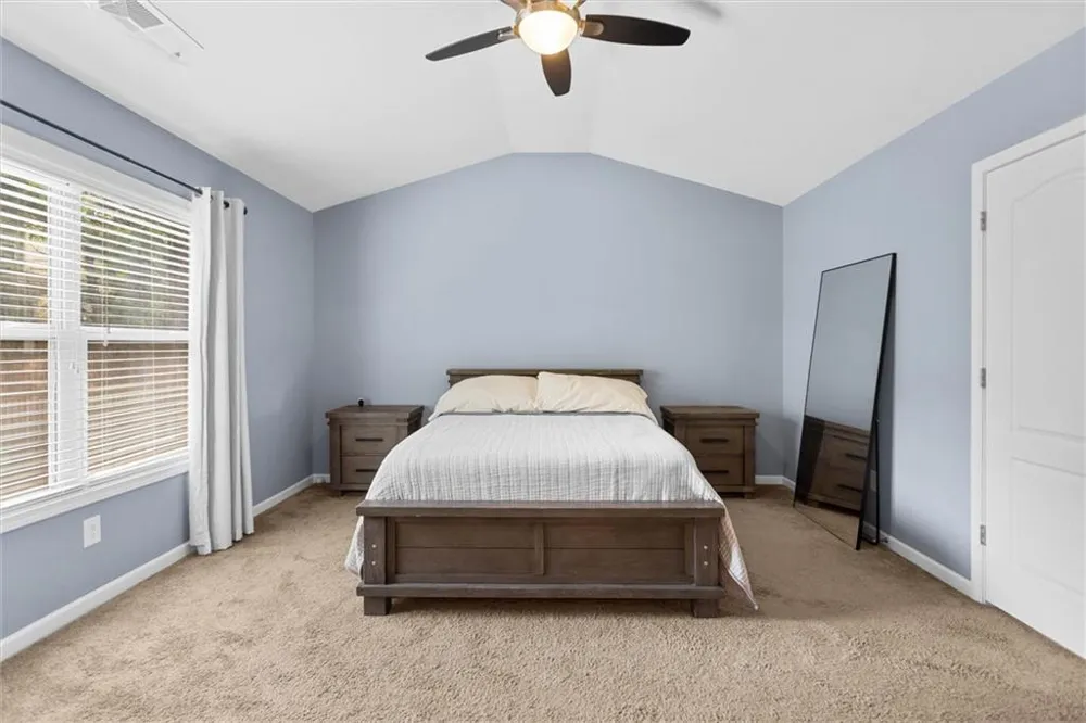 222 Bobbie Way Woodstock, GA 30189