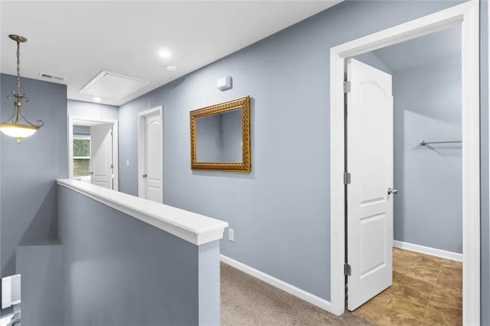 222 Bobbie Way Woodstock, GA 30189