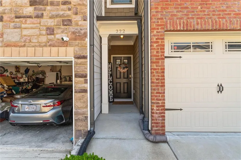 222 Bobbie Way Woodstock, GA 30189