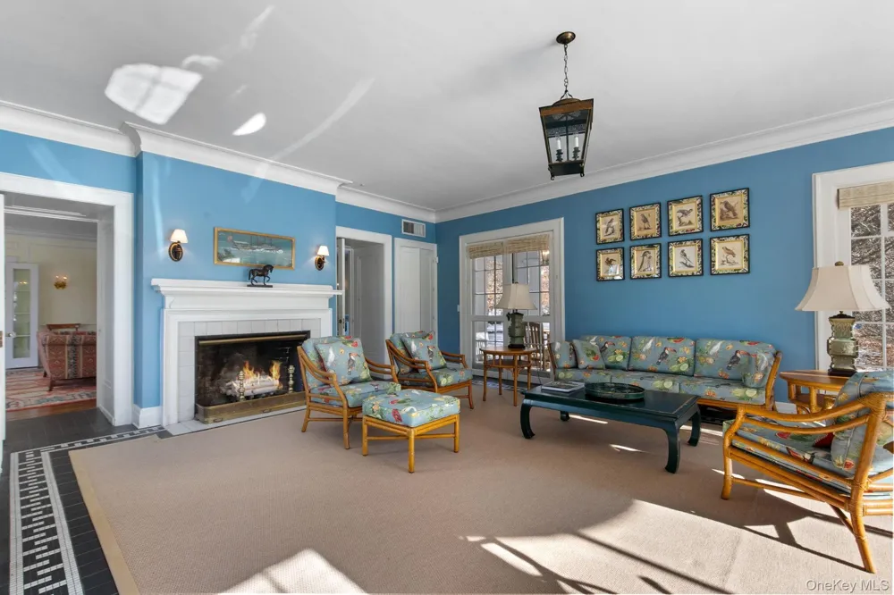 36 Revolutionary Road Briarcliff Manor, NY 10510