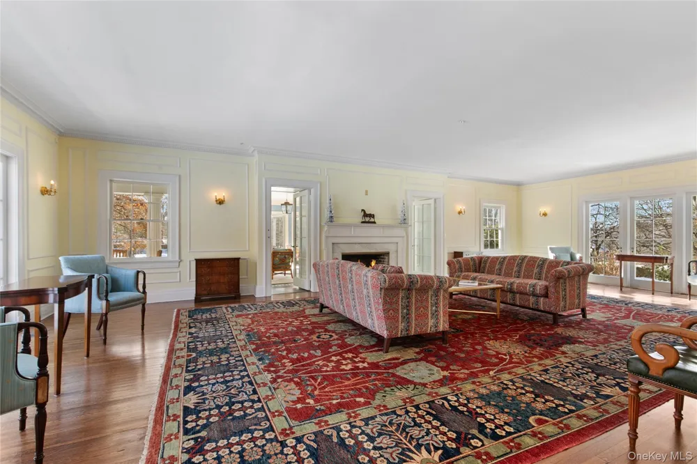 36 Revolutionary Road Briarcliff Manor, NY 10510