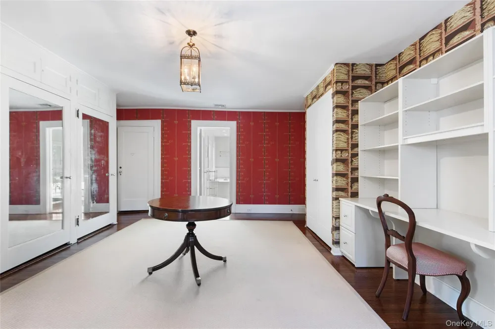 36 Revolutionary Road Briarcliff Manor, NY 10510