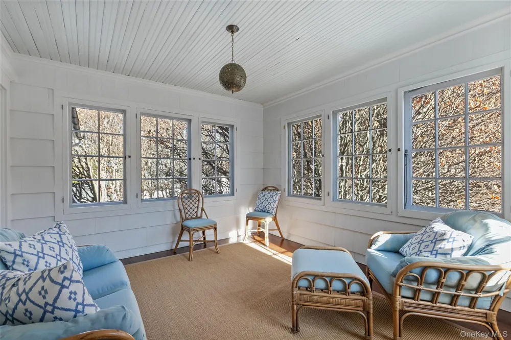 36 Revolutionary Road Briarcliff Manor, NY 10510