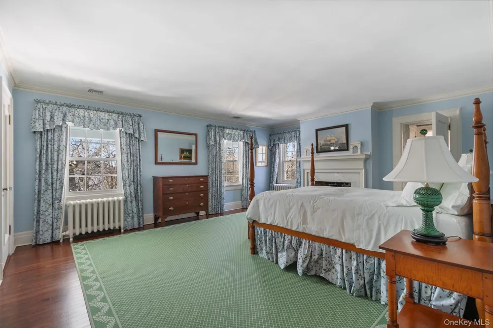 36 Revolutionary Road Briarcliff Manor, NY 10510