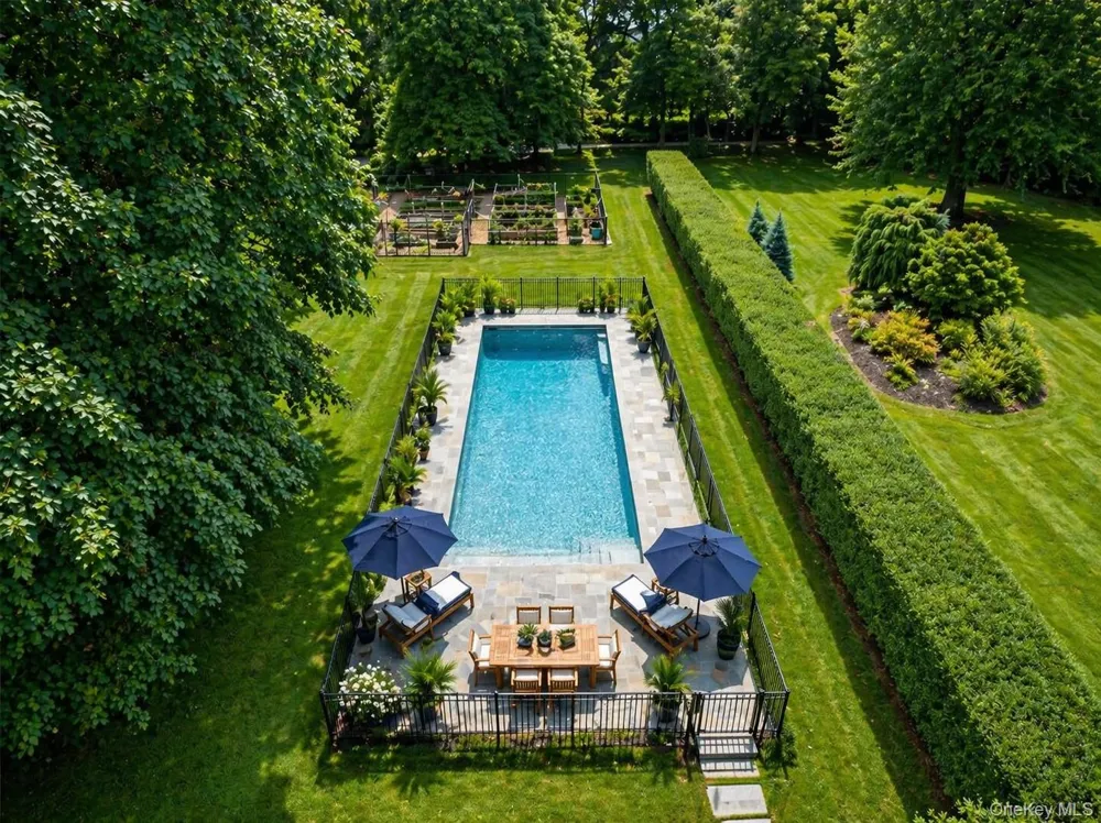 36 Revolutionary Road Briarcliff Manor, NY 10510