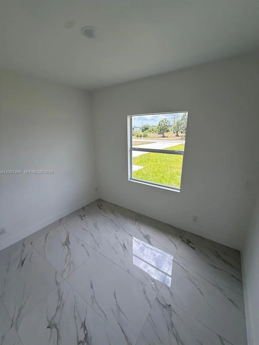 1089 EISENHOWER BLVD #1089 Lehigh Acres, FL 33974