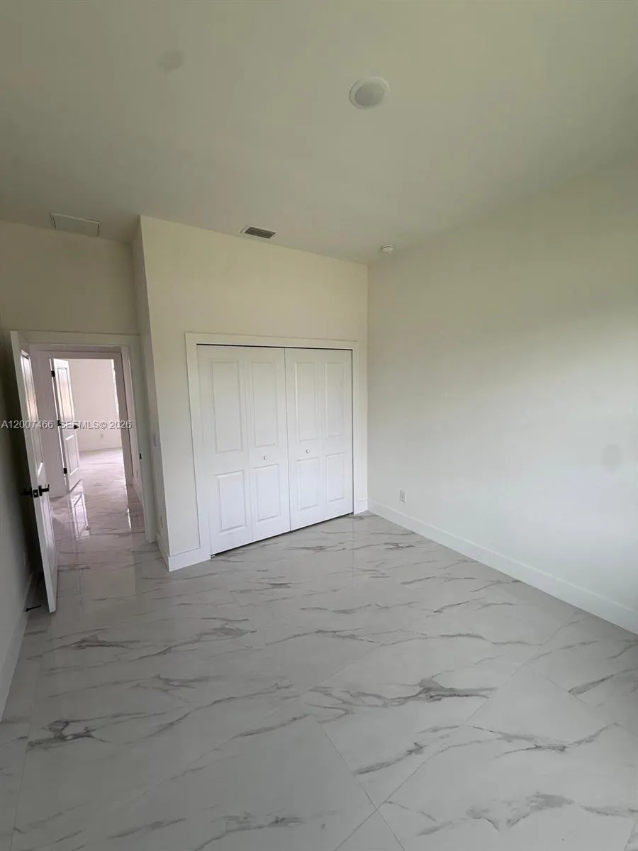1089 EISENHOWER BLVD #1089 Lehigh Acres, FL 33974