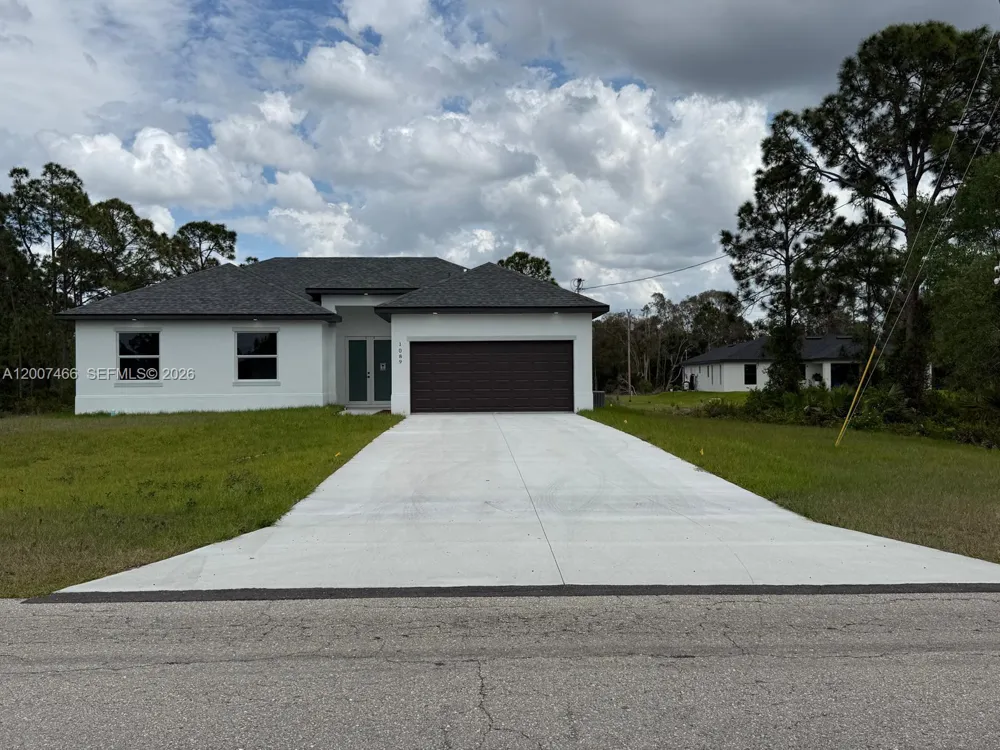 1089 EISENHOWER BLVD #1089 Lehigh Acres, FL 33974